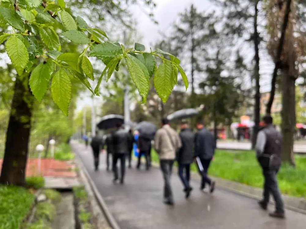 На тысячу трудоспособных кыргызстанцев приходится 758 детей и пожилых