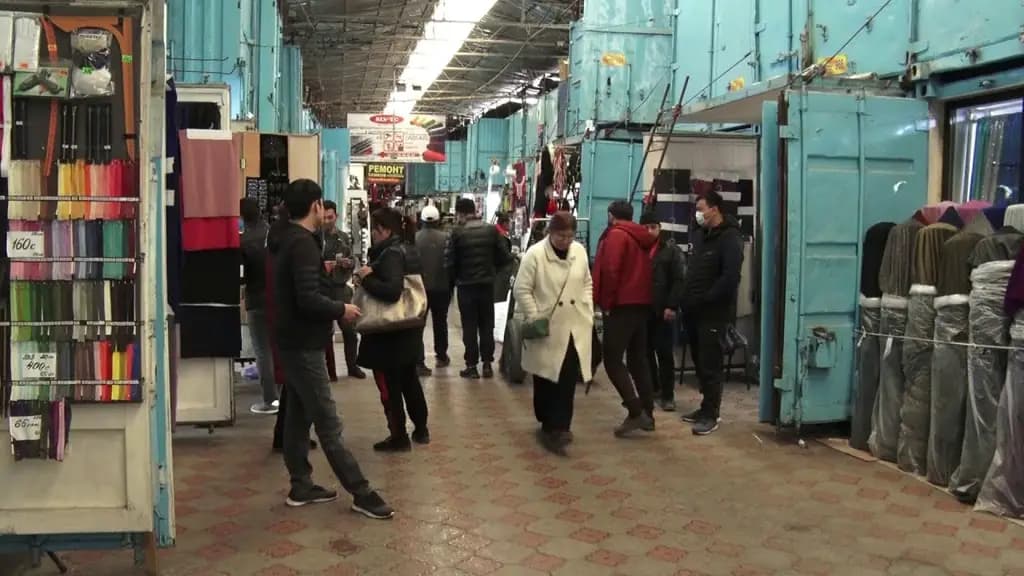 Бир жылды базарлардын саны 17ге азайды