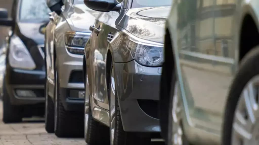 Иностранные автомобили в Кыргызстане смогут находиться на временном учете не более шести месяцев
