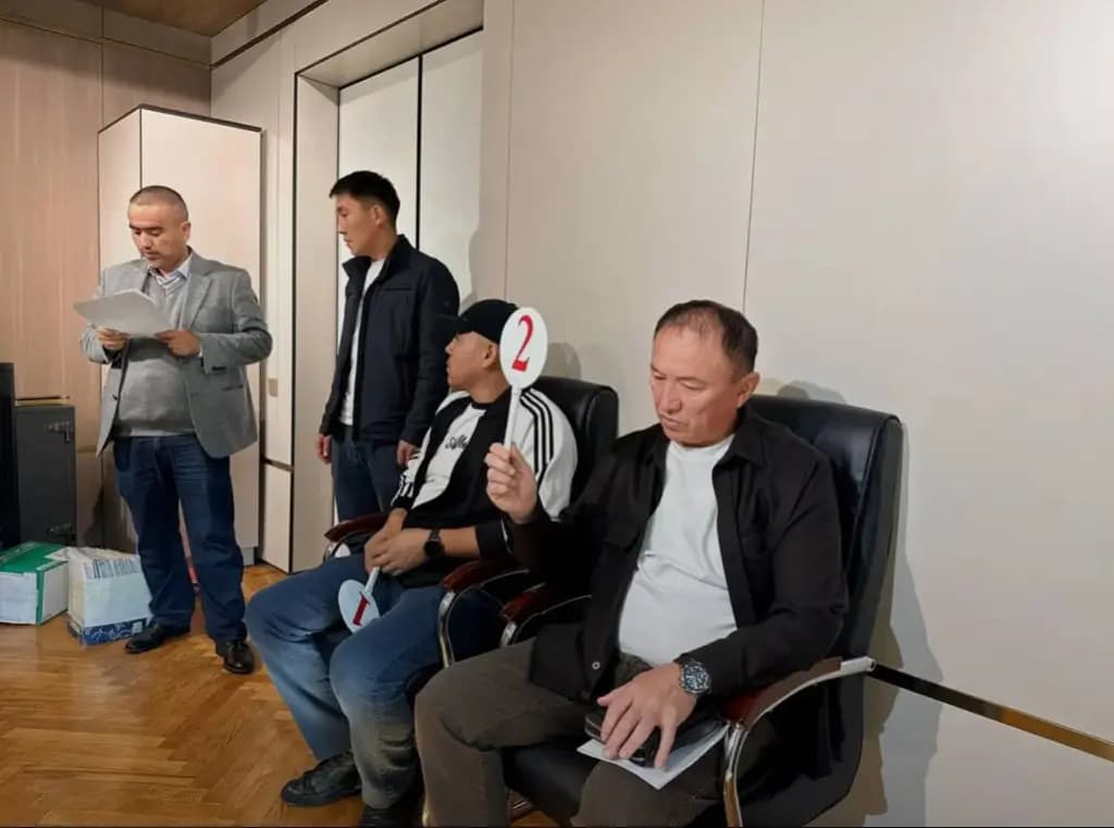 В Оше провели аукцион по аренде муниципальных земельных участков