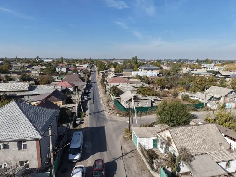 В Бишкеке ради нового тротуара на улице Крупской освободят 450 квадратных метров земли