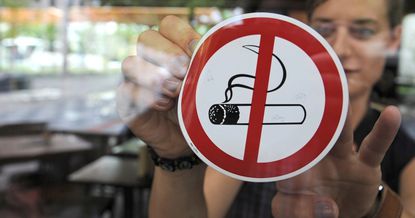 В КР вновь хотят запретить курение. Для этого разработали новый закон