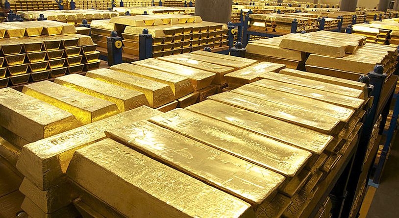 Национальный банк нарастил золотые резервы на 76%
