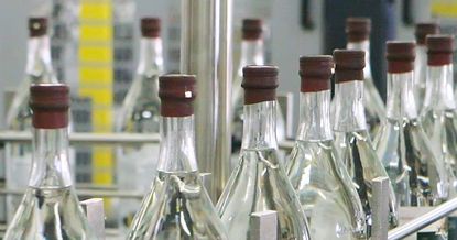 Монополия на спирт приведет к закрытию заводов — производители