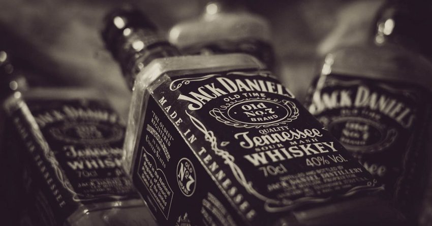 Индекс Jack Daniels: самый дешевый и самый дорогой бурбон в Бишкеке