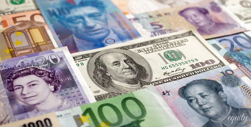 Обзор обменных курсов за год: сом укрепился к 34 валютам стран мира