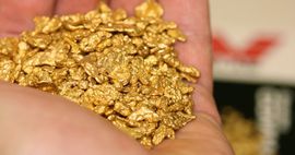 Стало известно, почему Кыргызстан продает золото в разы дешевле рыночной цены