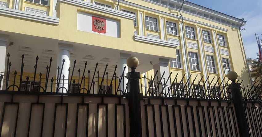 Посольство РФ рекомендовало своим гражданам сохранять безопасность