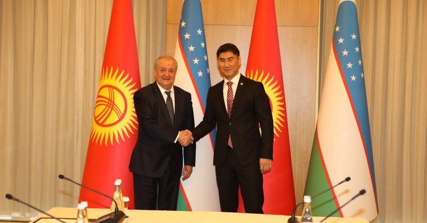 Главы МИД КР и Узбекистана обсудили торгово-экономическое сотрудничество