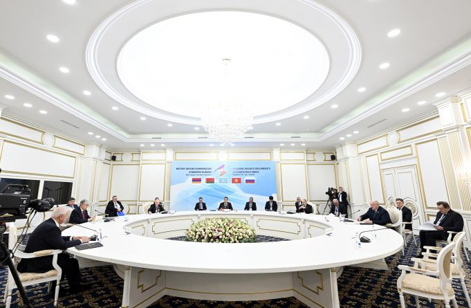 Бишкекте Жогорку Евразиялык экономикалык кеңештин жыйыны өтүүдө