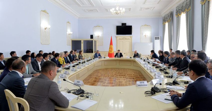 В Кыргызстане обсуждается реформа Трудового кодекса