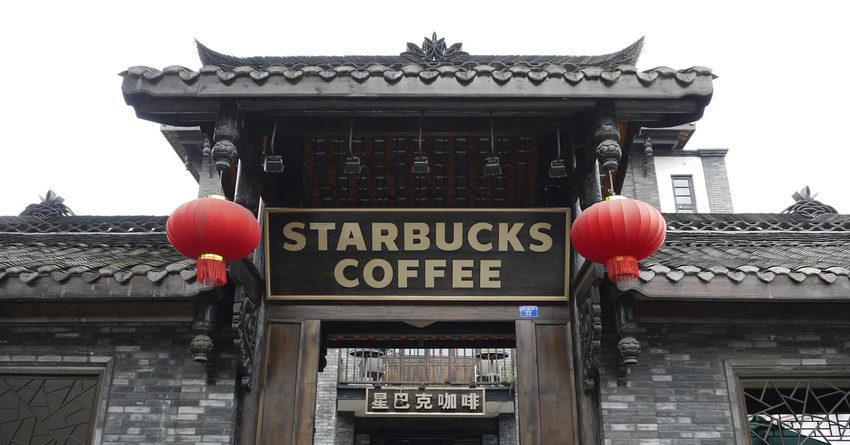 Starbucks возобновила работу 85% своих кофеен в Китае