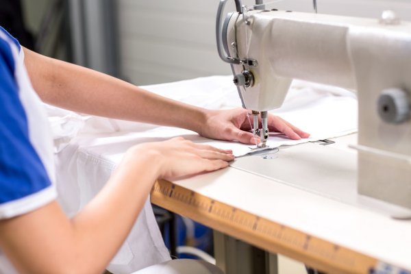 В КГТУ открыли учебный центр для швейников