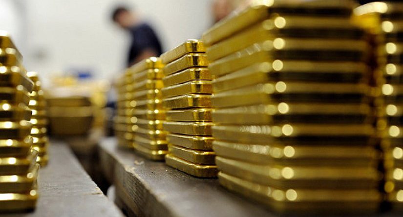 Унция золота НБ КР подешевела на 12 сомов