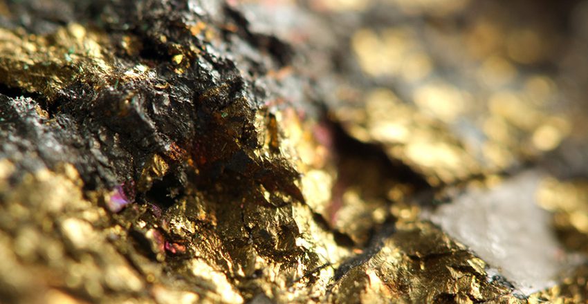 С 23 мая 2023 года в КР запретят вывозить золотосодержащую руду