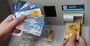 Visa разрешила банкам-владельцам банкоматов брать комиссию за снятие наличных