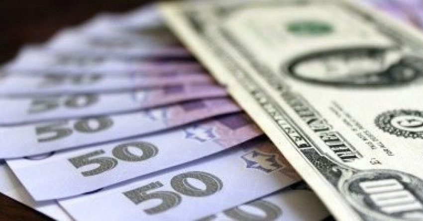 Казахстанцы стали меньше покупать валюту
