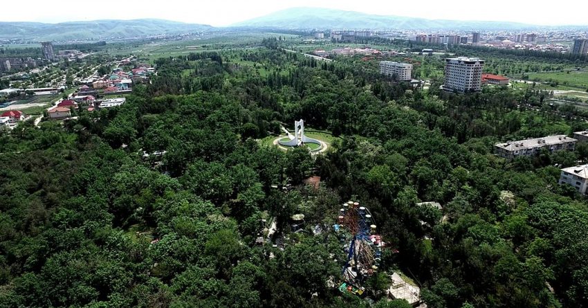 Мэрия Бишкека оштрафовала застройщика в парке имени Ататюрка