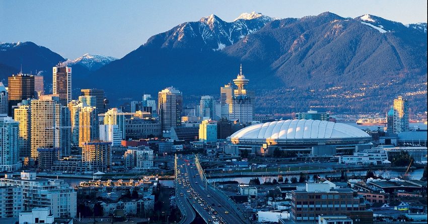 В Ванкувере вводят 15-процентный налог на продажу недвижимости иностранцам