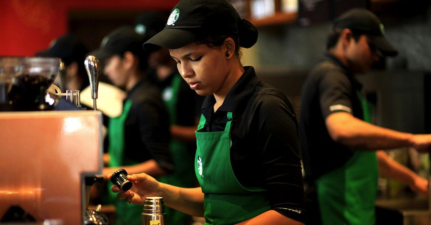 Выручка Starbucks разочаровала рынок, акции упали