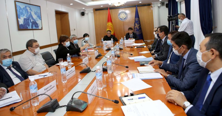 В Кыргызстане создан Центр анализа международных отношений