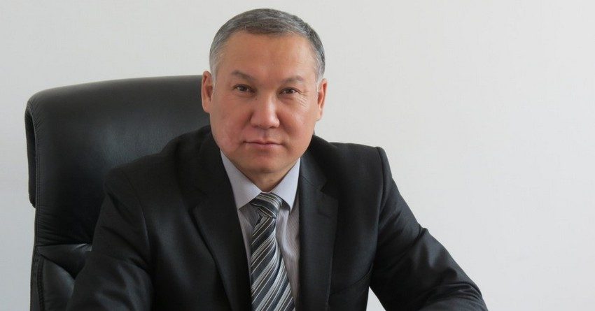 Глава Департамента лекарственного обеспечения Рустам Курманов освобожден от должности