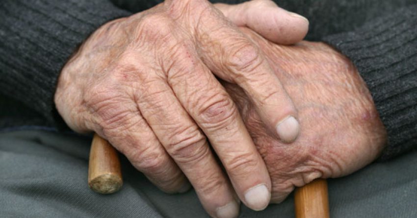 Какие льготы предусмотрены для пенсионеров старше 70 лет?