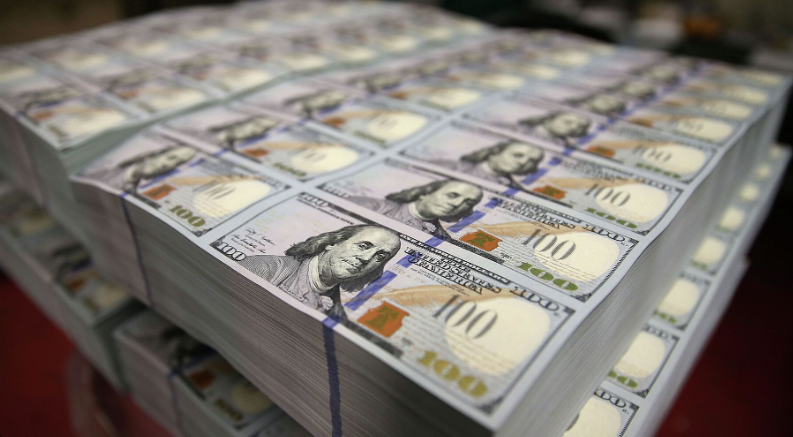 Банки Кыргызстана купили на валютных торгах $14.6 млн