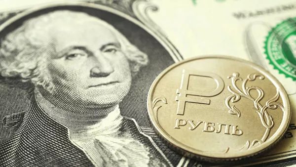 Рубль назван второй по волатильности валютой мира