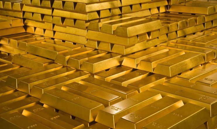 Кыргызстан купил больше 1 тонны золота