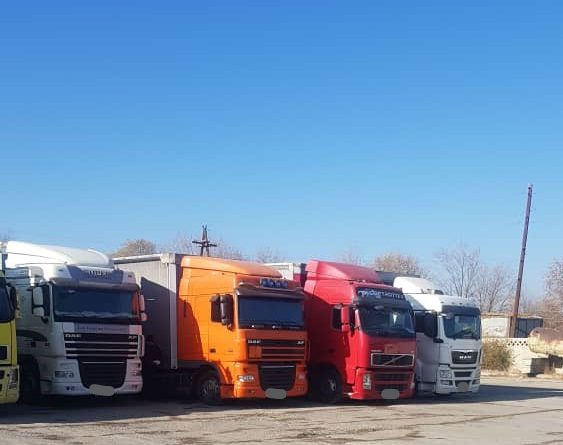 ГСБЭП задержала 12 грузовых автомашин