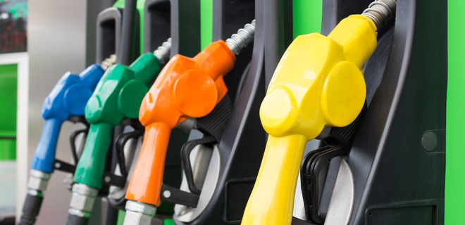 За два месяца КР потеряла 10 пунктов в рейтинге стран с самым дешевым бензином