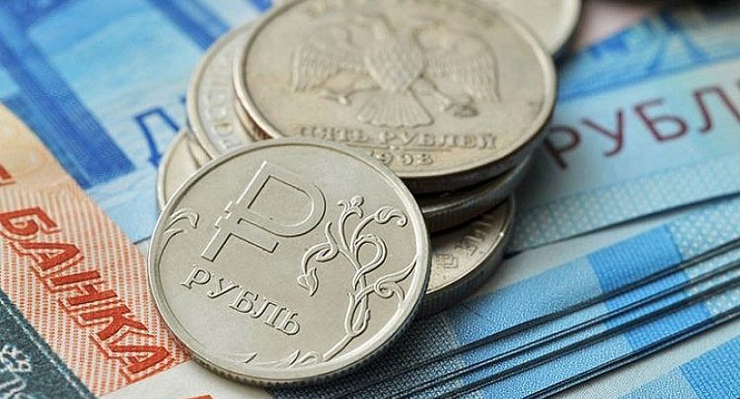Почему привычный курс рубля невыгоден Кыргызстану?