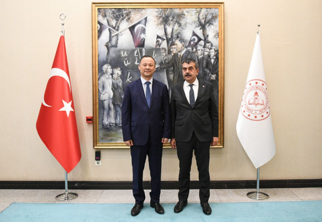 Турция рассмотрит открытие школ фонда «Маариф» в Кыргызстане