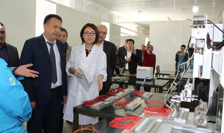 Первый в Центральной Азии завод по сборке детонаторов запустился в КР