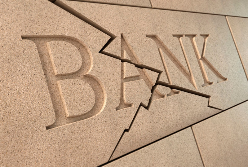 Ликвидируемые банки должны вкладчикам 1.5 млрд сомов