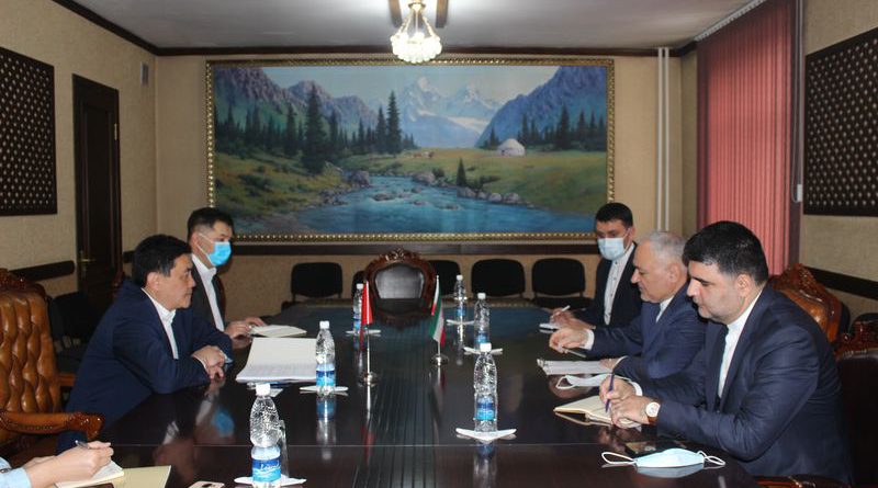 Кыргызстан и Иран обсудили активизацию торгово-экономического сотрудничества