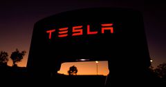 Электропикап Tesla будет стоить $50 тысяч