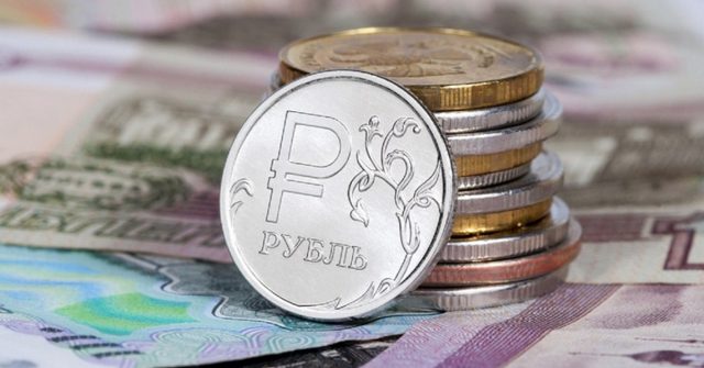 Ипотечных заемщиков в России защитят от девальвации рубля