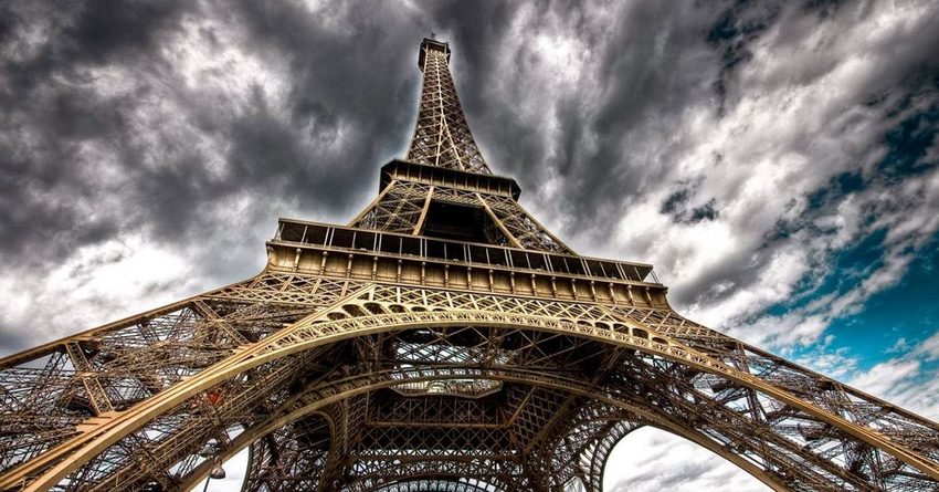 Туристический сектор Франции несет убытки из-за терактов