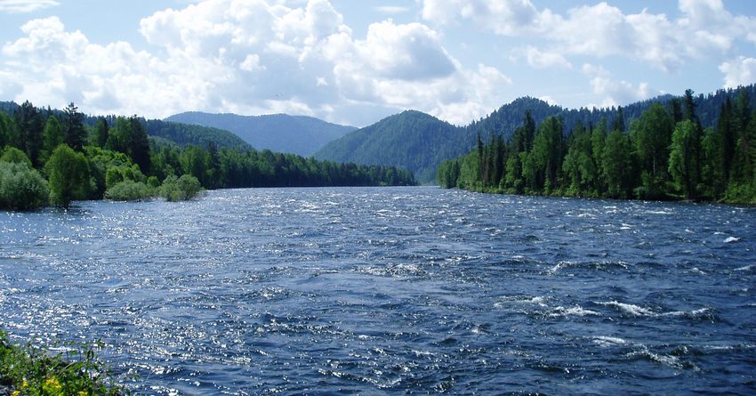 Кыргызстан использует 20—25% от общего объема водных ресурсов