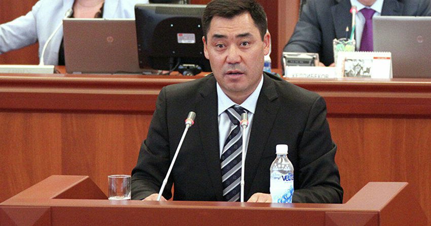 Садыр Жапаров избран и. о. премьер-министра Кыргызстана