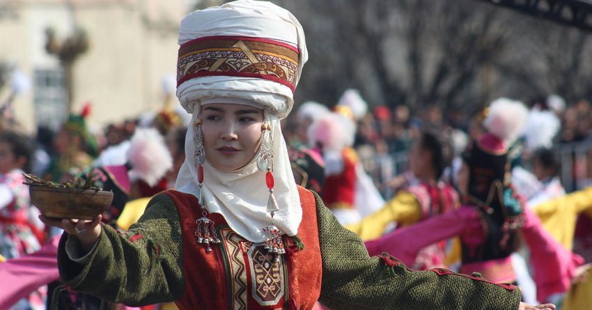 Бишкекти майрамдарга карата жасалгалоого 11,5 млн сом жумшалат