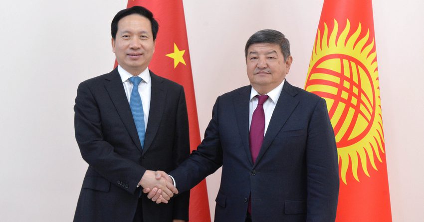 В КР могу появиться кыргызско-китайские учебные заведения