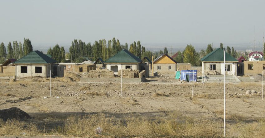 Бишкектин жаңы конуштарынын жашоочуларына 2 миң 340 техникалык паспорт берилди