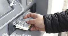 «‎Айыл Банк»‎ закупит платежные терминалы более чем на 13 млн сомов
