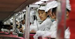 В Кыргызстан могут перенести десятки китайских заводов и фабрик