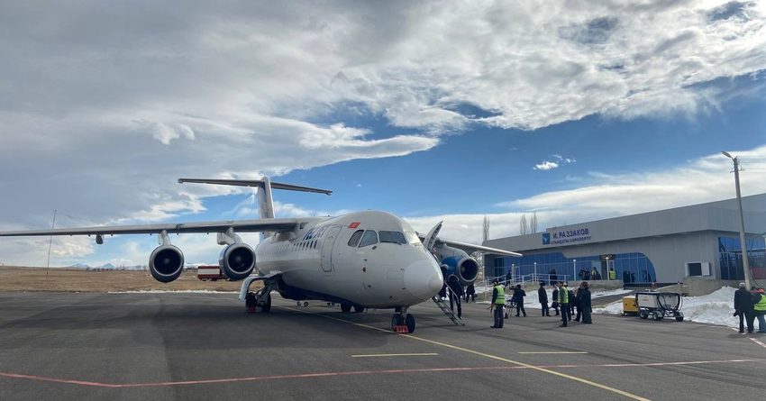 В Исфане встретили первый регулярный авиарейс из Бишкека