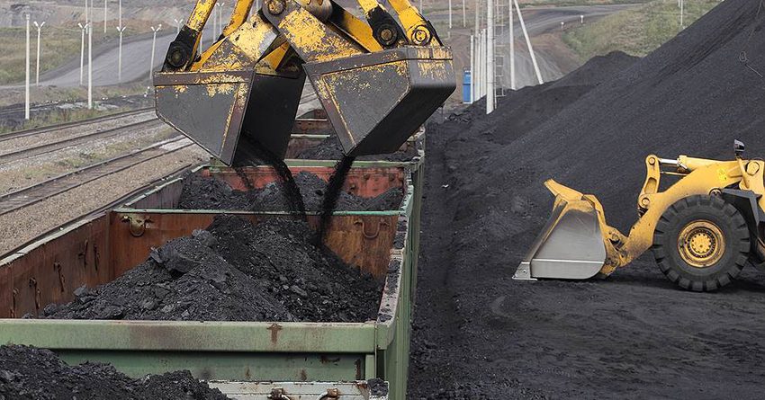 Кабмин установил цены на услуги по перегрузке угля по ж/д дороге