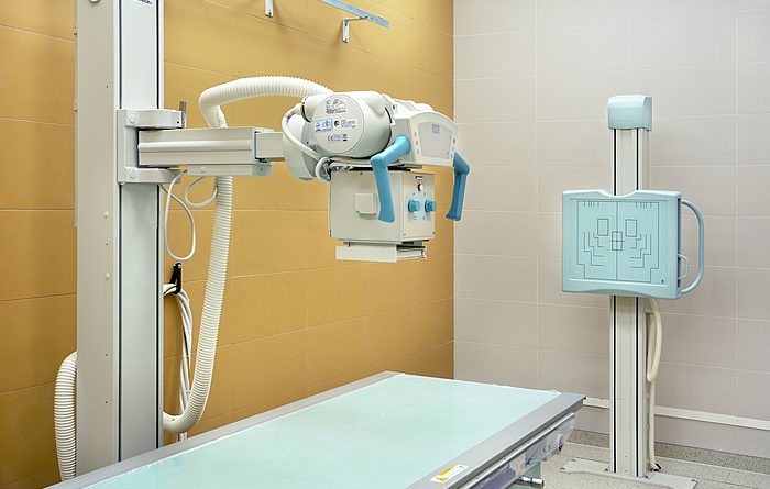 Для больницы в Тюпском районе купят рентген-аппарат за 10 млн сомов